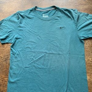 Vintage Nike Small Logo Tee